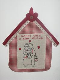pannello ricamato dedicato ai nonni