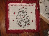 pannello ricamato dedicato alla famiglia piena amore